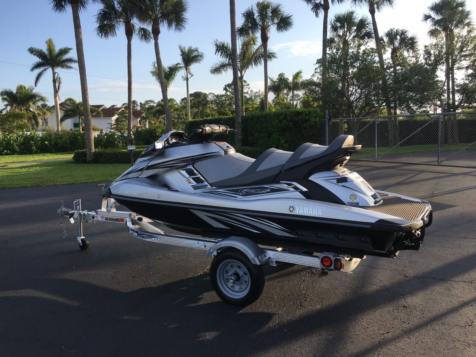 2015 Yamaha FX SHO Cruiser PWC 39 Hrs Serviced Supercharged 3 Seater Cruise Fun