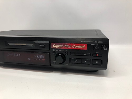 Sony Minidisc Deck MDS-JE530- Powers On