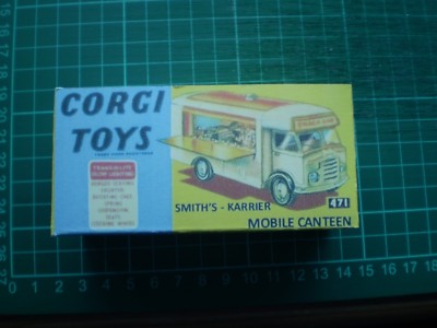 corgi smiths karrier van