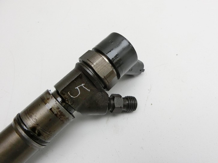 BMW 5er E39 530d 00-04 3,0d 142KW Injektor Einspritzdüse Zyl.5 BMW 5er E39 530d 00-04 09.04.2002 7785573... Bild 4