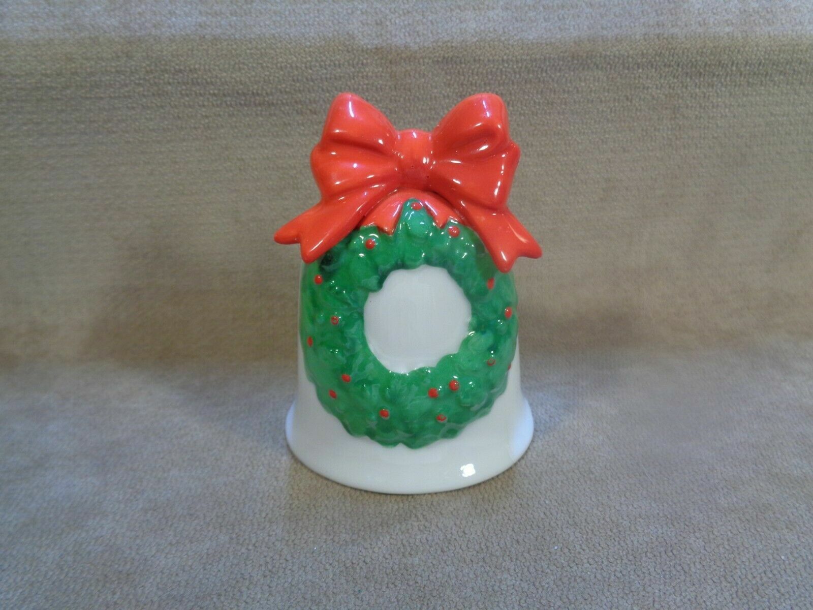 Chugai Toen Co Ltd Porcelain Christmas Wreath/Bow Bell