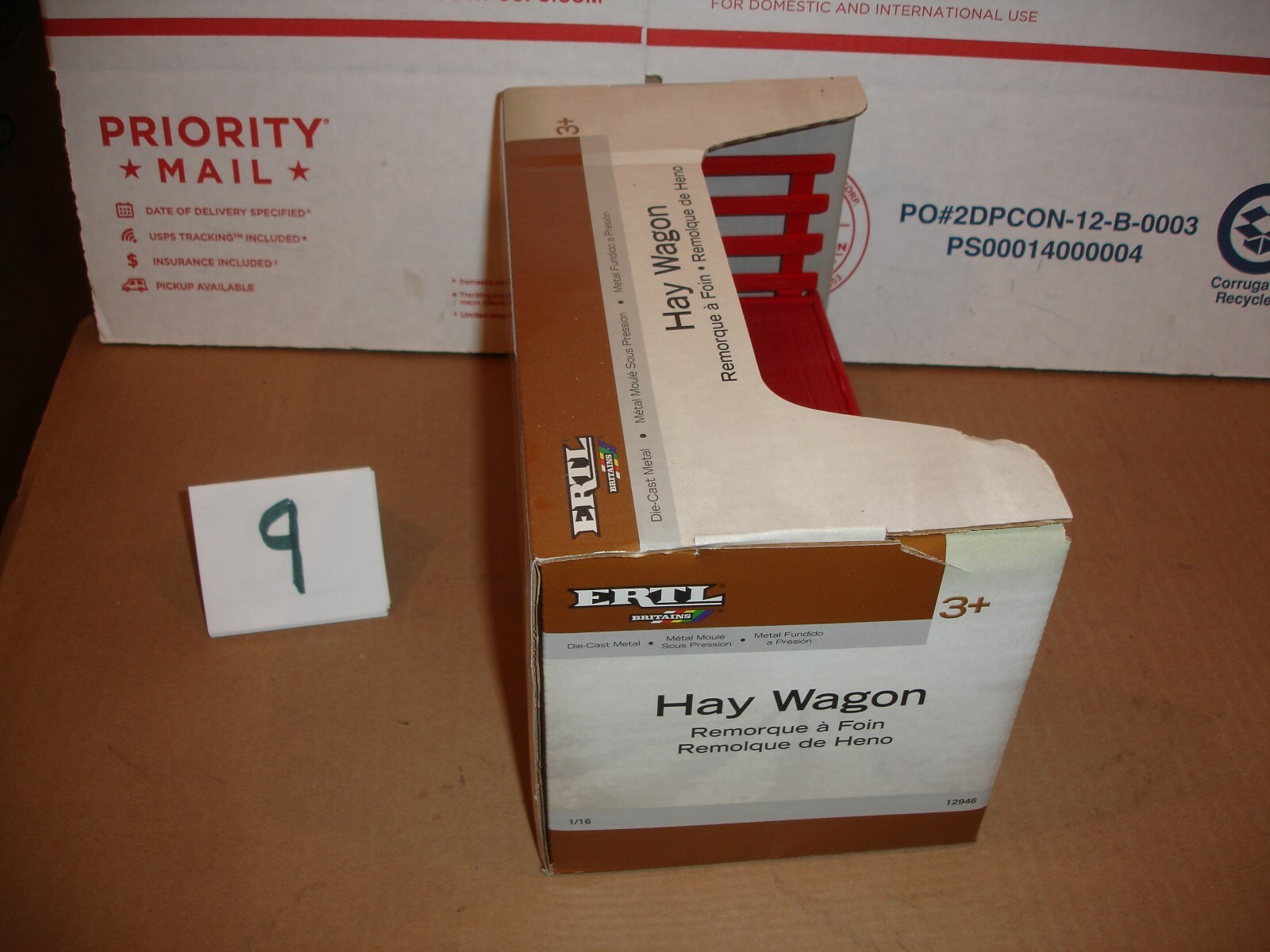 1/16 international hay wagon