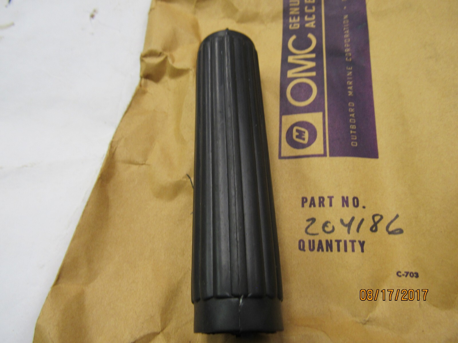 NEW OEM OMC EVINRUDE JOHNSON TILLER HANDLE RUBBER GRIP 204186のeBay公認海外通販｜セカイモン