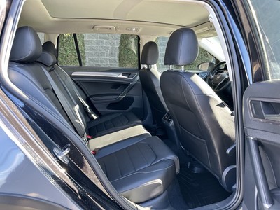 image 7 of interior