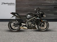 2022 Triumph Street Triple 765 R LOW STANDARD COLOUR Petrol black Manual