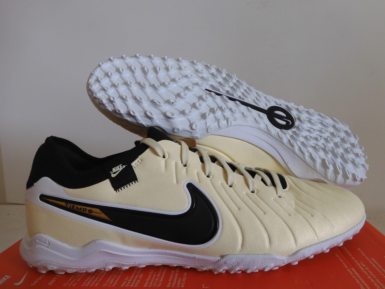 シューズ NIKE TIEMPO LEGEND 10 PRO TF LEGEND+10+PRO+TF.png