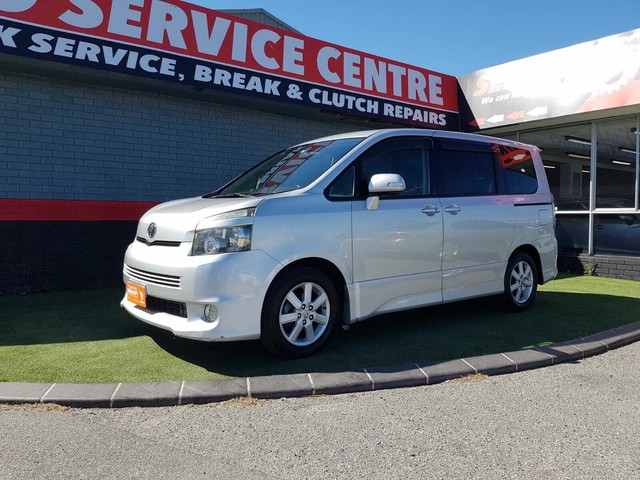 Toyota voxy welcab