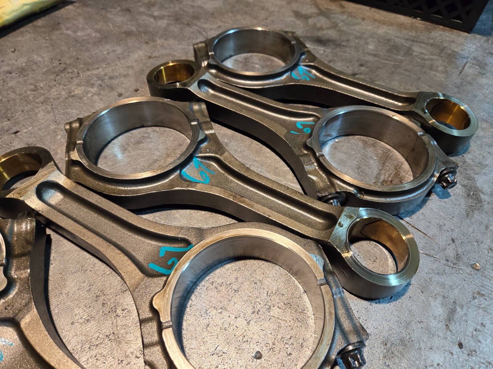Ford Connecting Rod SET 6.7L 2016-2019 F250 F350 SUPER DUTY OEM HC3Q-6200-BC - Picture 5 of 9