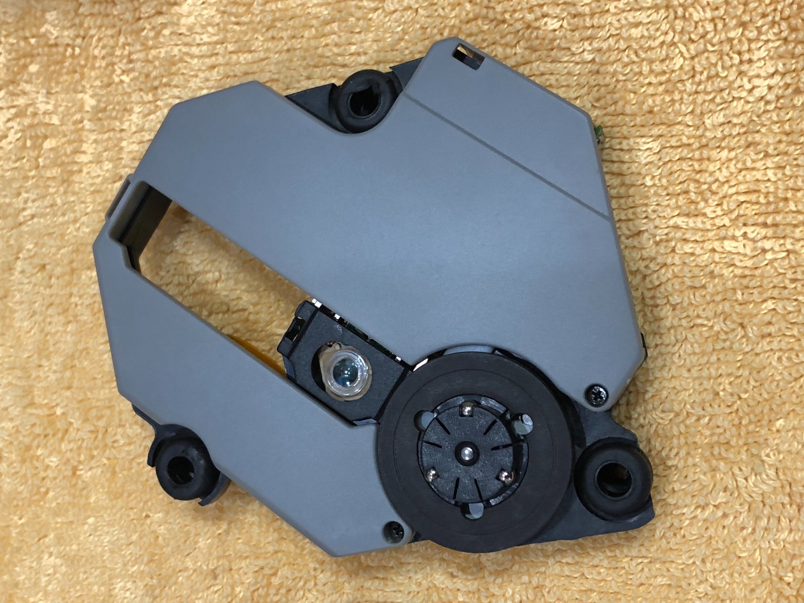 TWO PSone Lasers (KSM-440BAM)  Lot 2