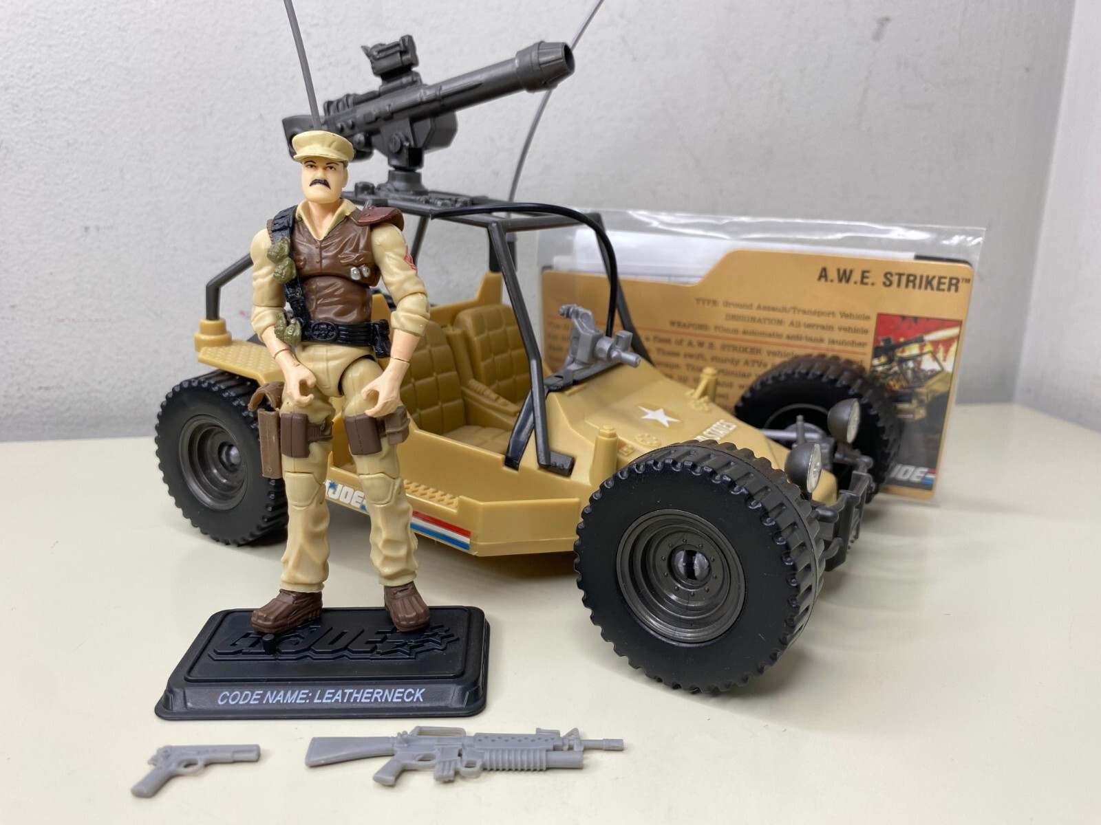 G.I. Joe 25th A.W.E. STRIKER w/ LEATHERNECK v6 Loose 3.75