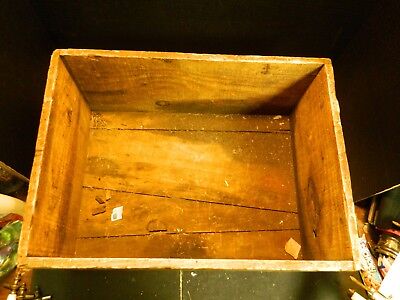 Vintage Dovetailed Atlas Powder Co. I.C.C. - I4 Wooden Crate 40% Strength Good