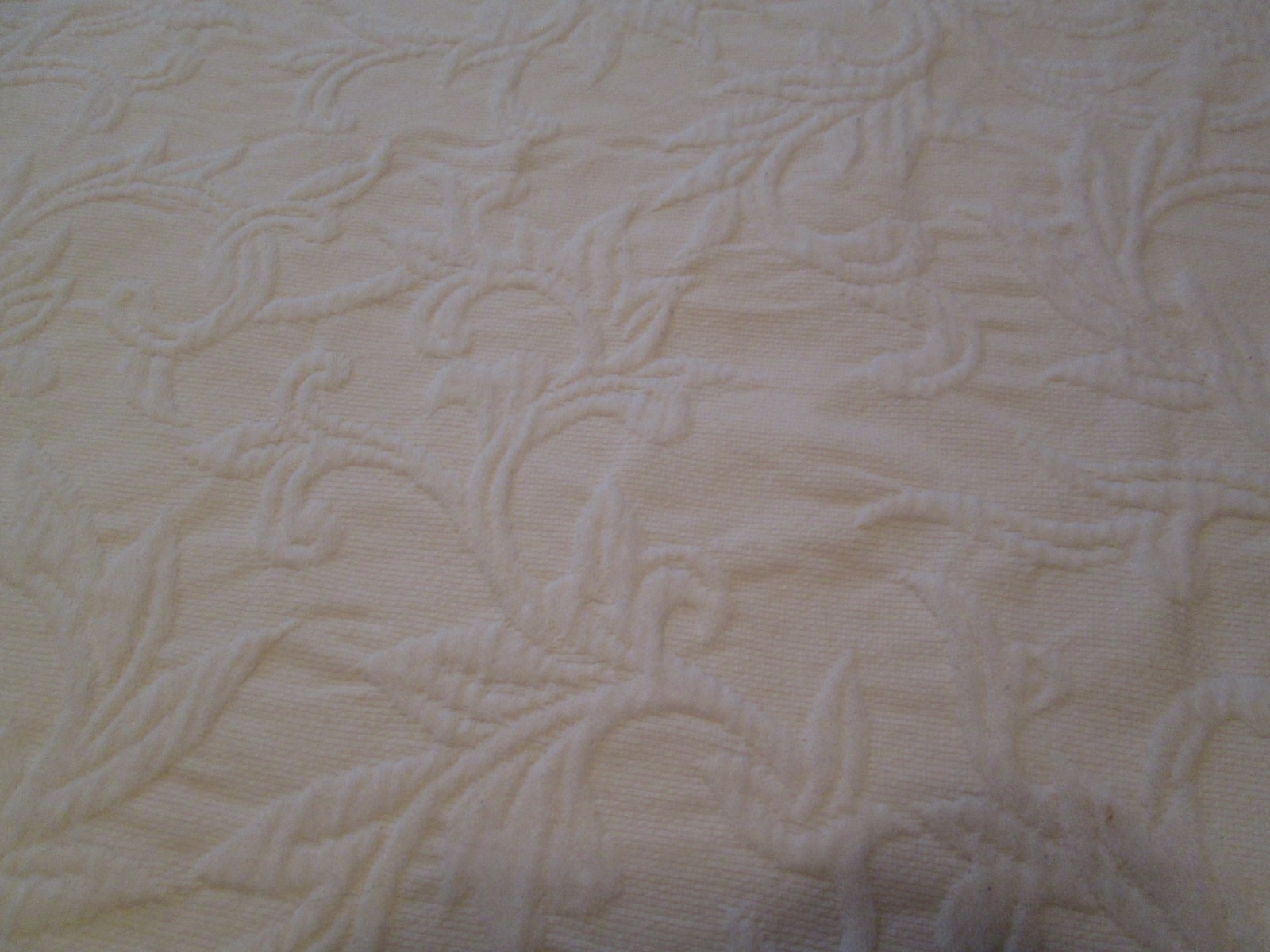 Cream Off White Matelasse Bedspread Full Queen Floral Vines 86
