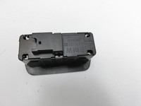 BMW 218i F45 14-18 Schalter Öffner für Heckklappe und ZV BMW 218i F45 14-18 17.07.2017 3156425 61315A64C25 9275121... Vorschau 2