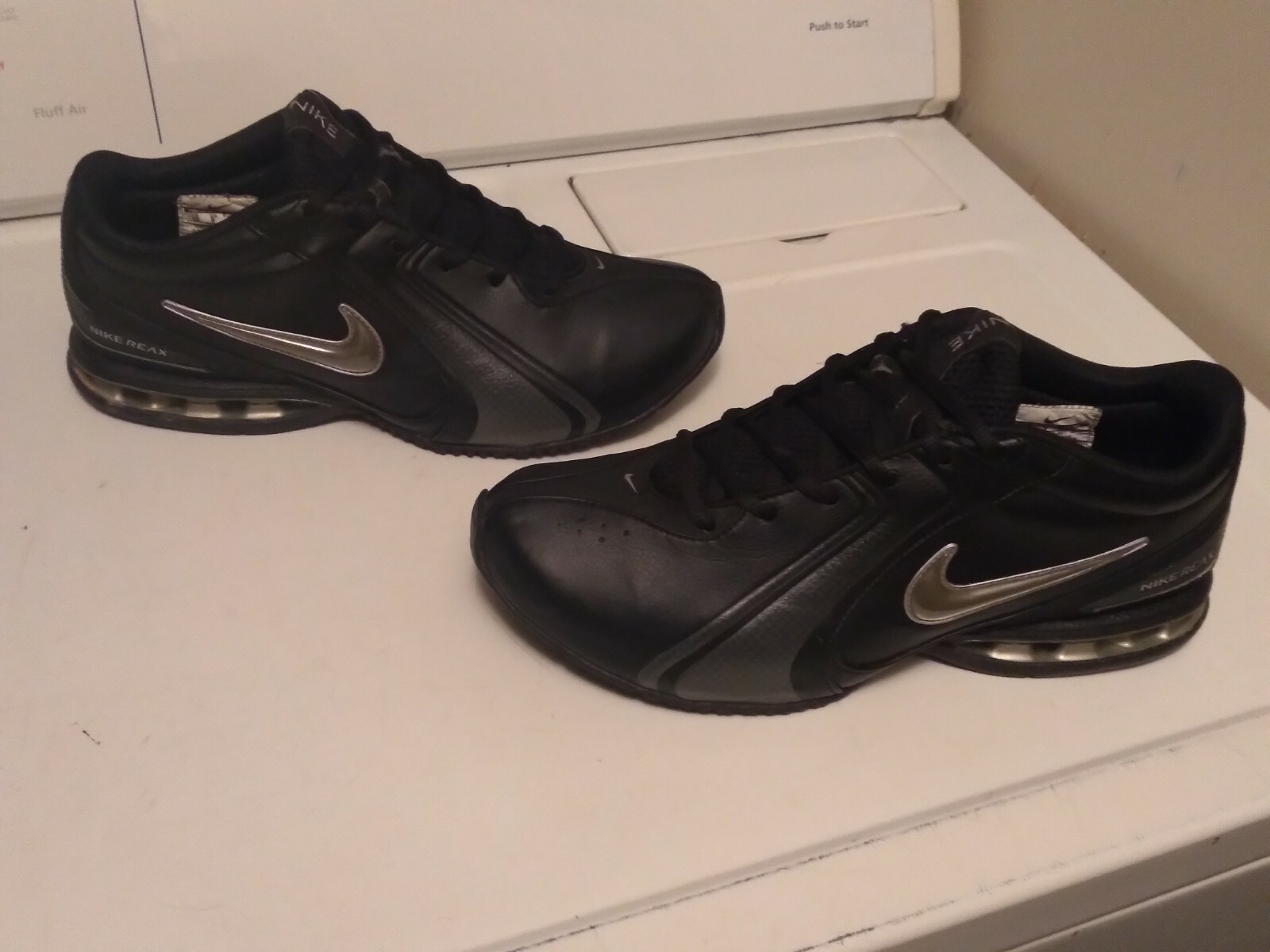 Nike Reax Trainer 3 SL Black/Newsprint 
