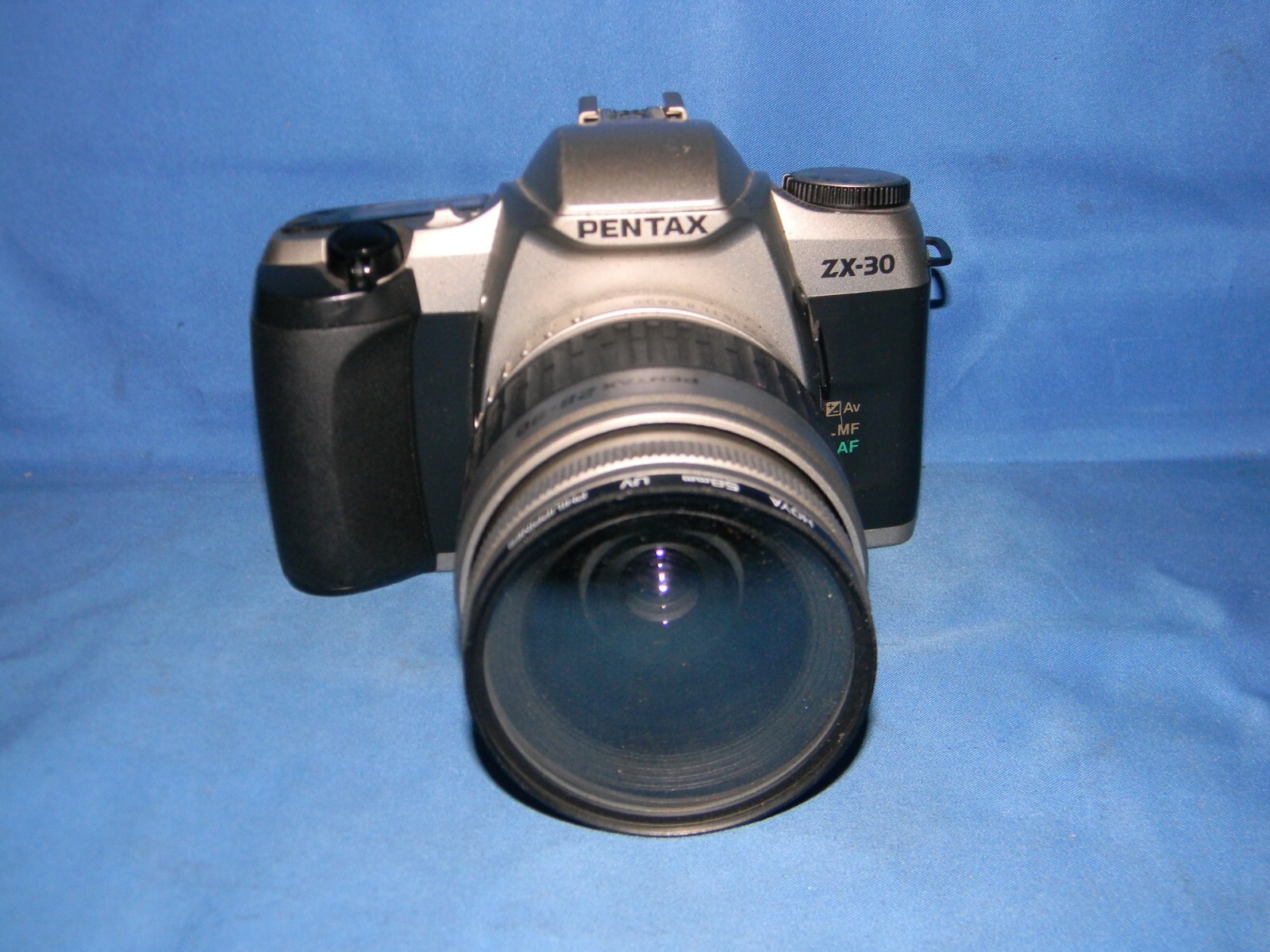 フィルムカメラ  ペンタックス Vintage 35mm Film Camera PENTAX ZX-30 + Pentax 28-90mm Lens