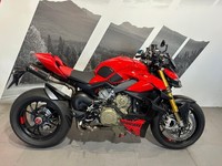 Ducati Streetfighter by Craigs Honda, Shipley, West Yorkshire