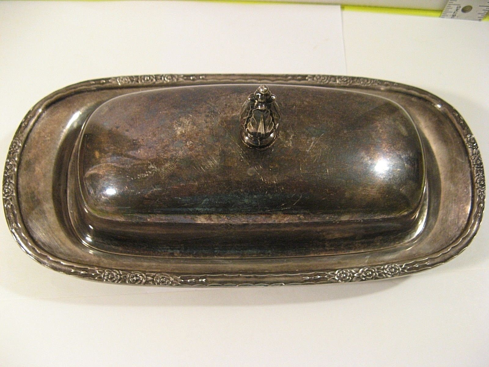 VINTAGE CAMILLE INTERNATIONAL SILVER CO. BUTTER DISH 6099/GOOD CONDITION/NICE.