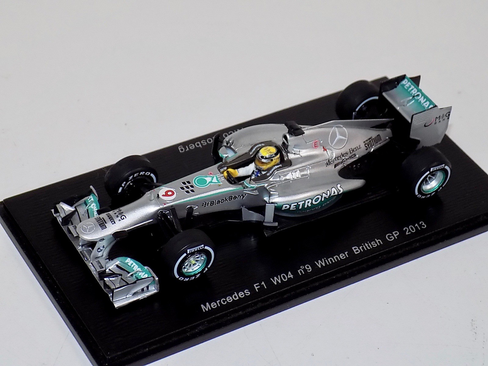 1/43 Spark Mercedes AMG W04 car #9 Winner British GP 2013 N 1/43 Spark Mercedes AMG W04 car #9 Winner British GP 2013 N