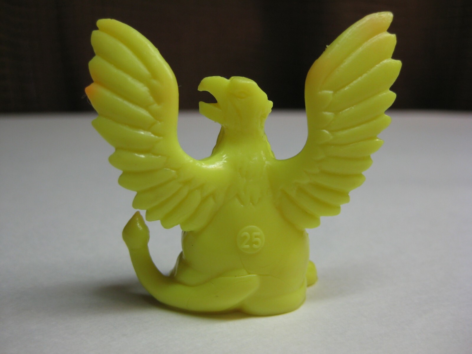 Matchbox - Monster In My Pocket - Series 1 - Griffin - Neon Yellow - Rare