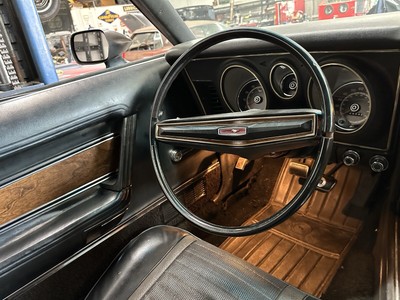 image 4 of interior