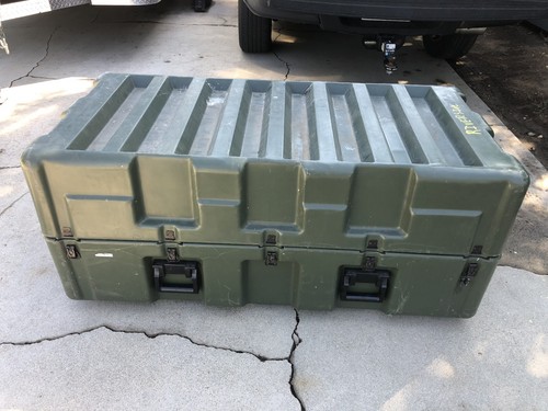 約20万円 米軍 御用達 Pelican Hardigg Case hardigg-giant-case_1.jpg