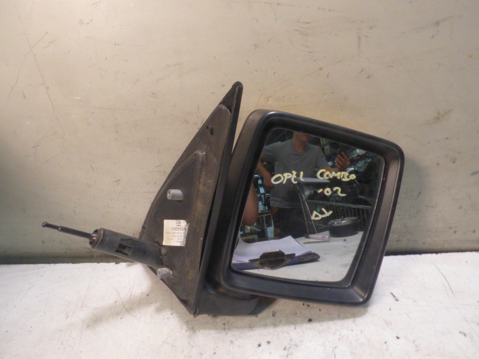 Specchio retrovisore sinistro OPEL COMBO 2002 MANUALE 13266685