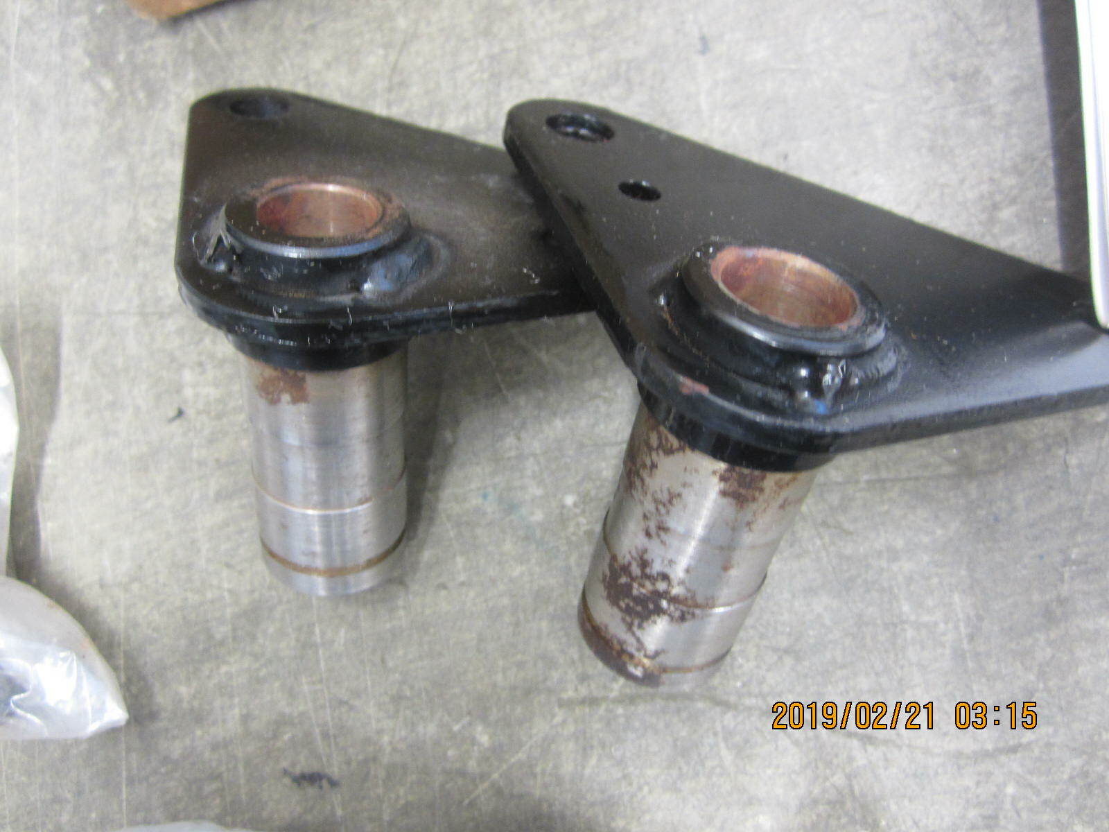 OEM 1904214 TROY-BILT FRONT WHEEL ARM REPLACEMENT KIT