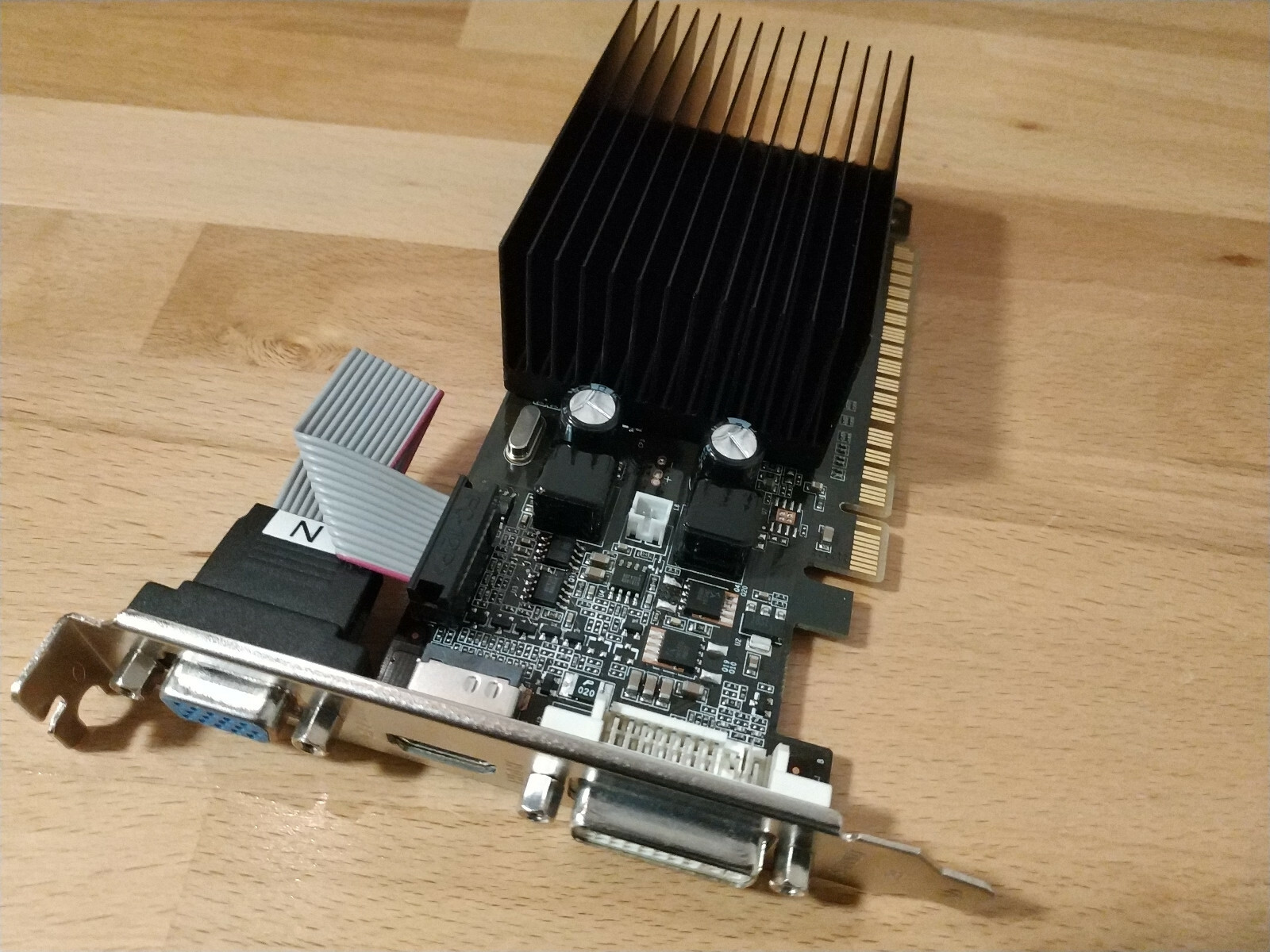 Geforce 210 1gb ddr3. Geforce 210 1gb ddr3