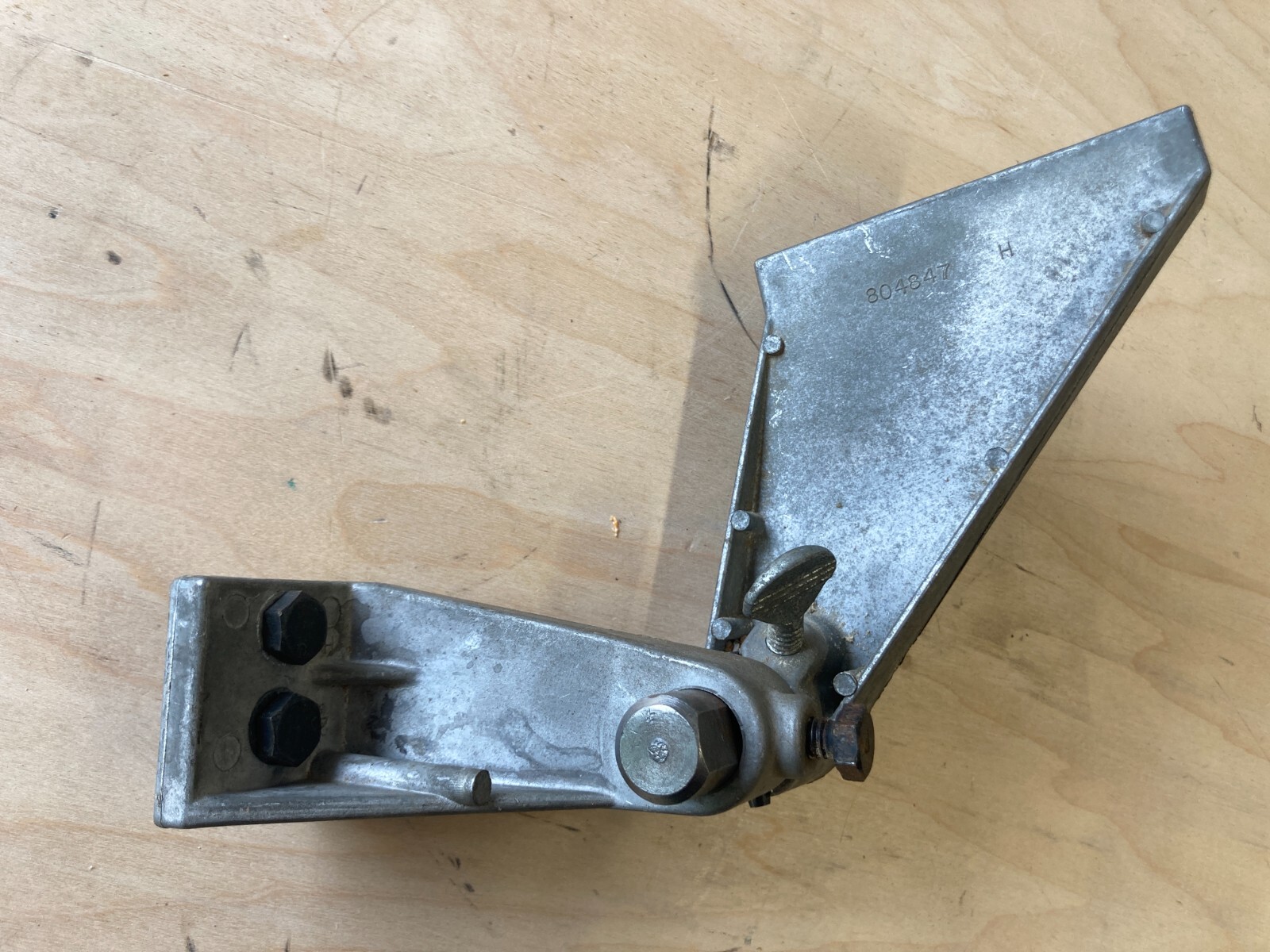READ Craftsman 113 or Ridgid 10" Table Saw Blade Guard mounting