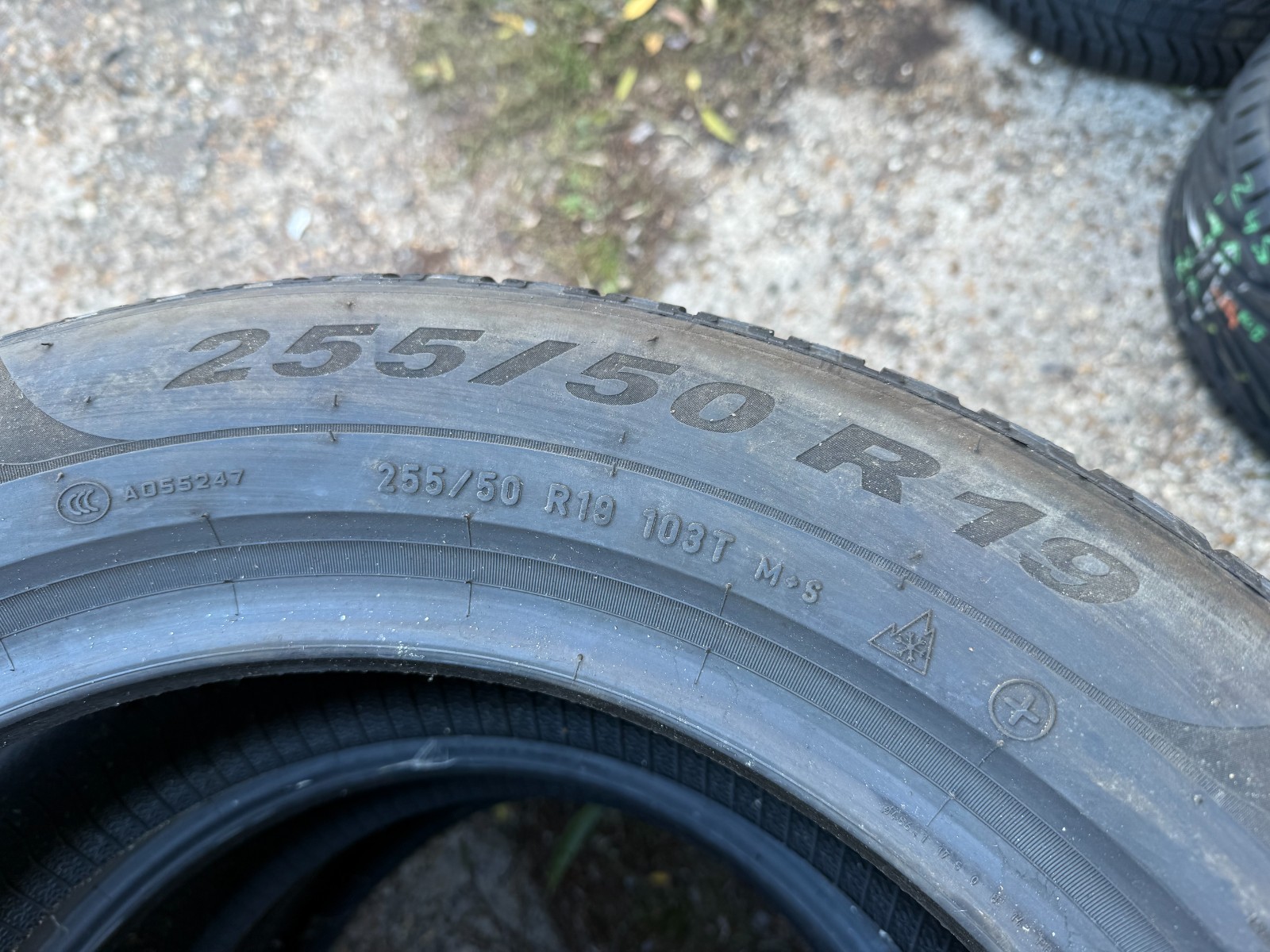New 255 50 19 Pirelli, Winter, AO, M+S, EV, 103T, x1 Tyre (F1_tyres) YD285