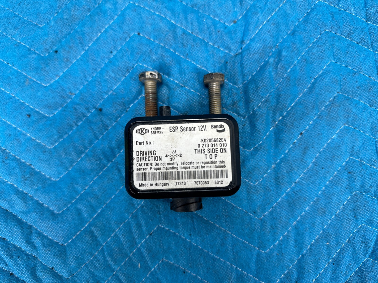 えいこ ギガ ヒーターコア EXD52D 1-83562-078-1 有限会社いわき