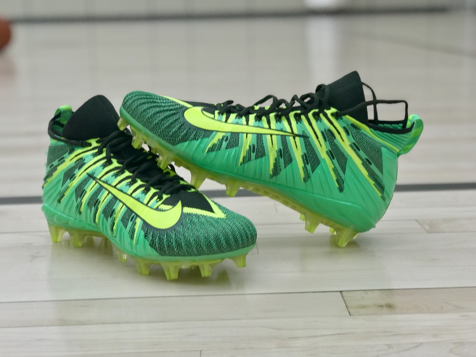 Men's Nike Alpha Menace Elite Football Cleats Green Black Volt 871519-337 12 | eBay