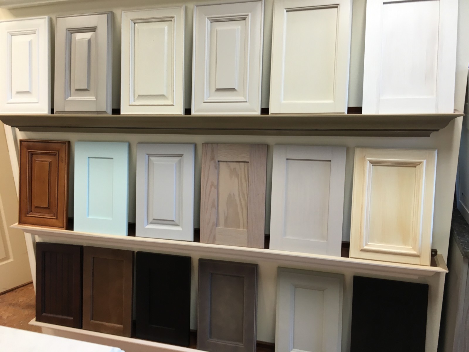 Business Opportunity Kitchen Cabinet Showroom/ Cabinet Distribution/ Woodworking