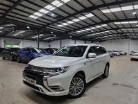 2018 Mitsubishi Outlander 2.4h TwinMotor 13.8kWh 4h CVT 4WD Euro 6 (s/s) 5dr EST