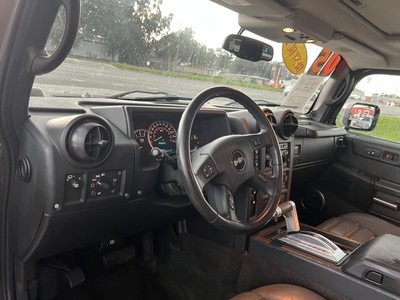 image 4 of interior