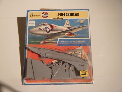 SEALED CLASSIC 1973 AIRFIX 1/72sc 1956 USN Douglas A-4D-1 SKYHAWK Jet Fighter