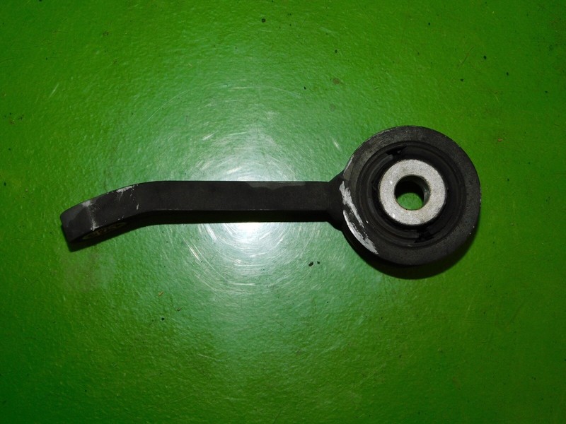 06-11 CLS 550 63 W219 OEM 2113203889 passenger right front stabalizer link