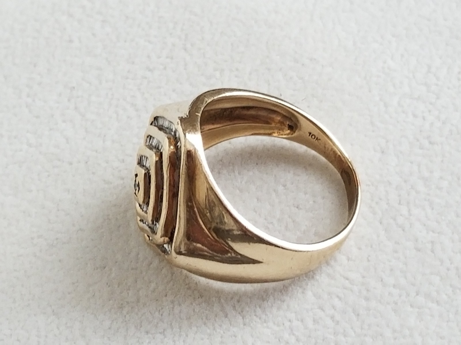 Art Deco Vintage Mens Gold Diamond Ring Crown Royal 10 K Yellow and W. G. 12.5 g