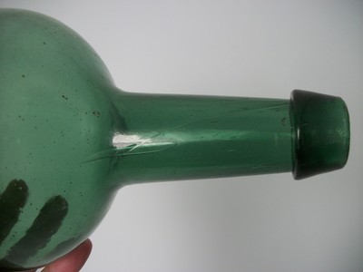 GORGEOUS IRON PONTILED FOREST GREEN DEMIJOHN 12.25 INCHES TALL APPLIED TOP