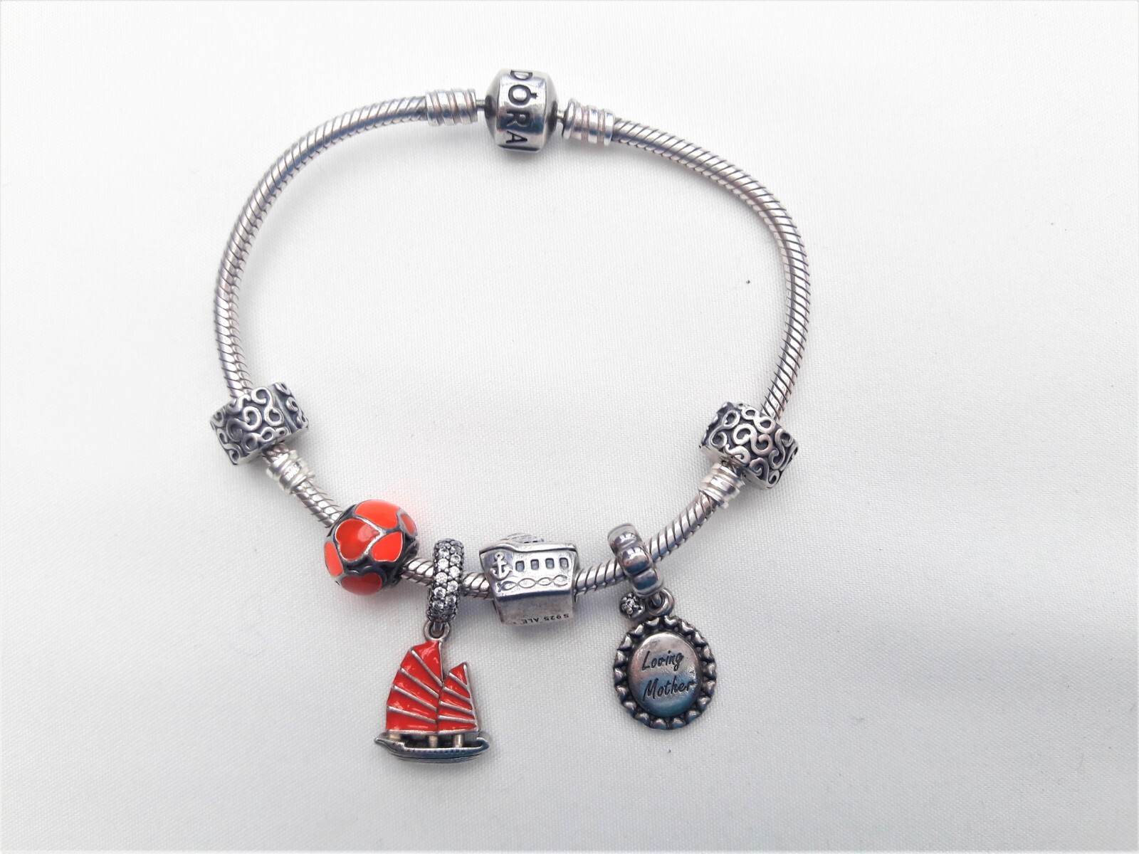 PANDORA 赤 レザー ブレスレット Pandora Moments Red Woven Leather Bracelet | Gold plated