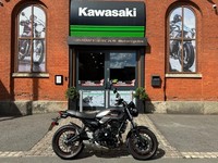 2023 Kawasaki Z650RS retro style motorcycle in Grey 
