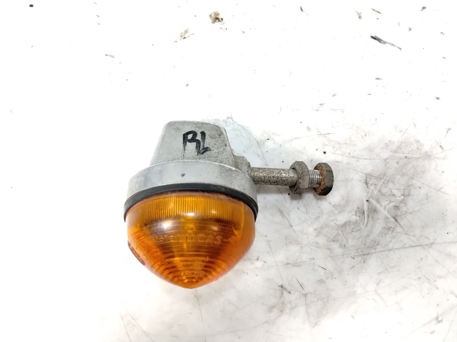 アン 1976 Triumph Bonneville 750 T140 Rear Left Turn Signal