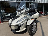 2017 Can-Am SPYDER RT Limited 1330cc 6 speed semi automatic trike