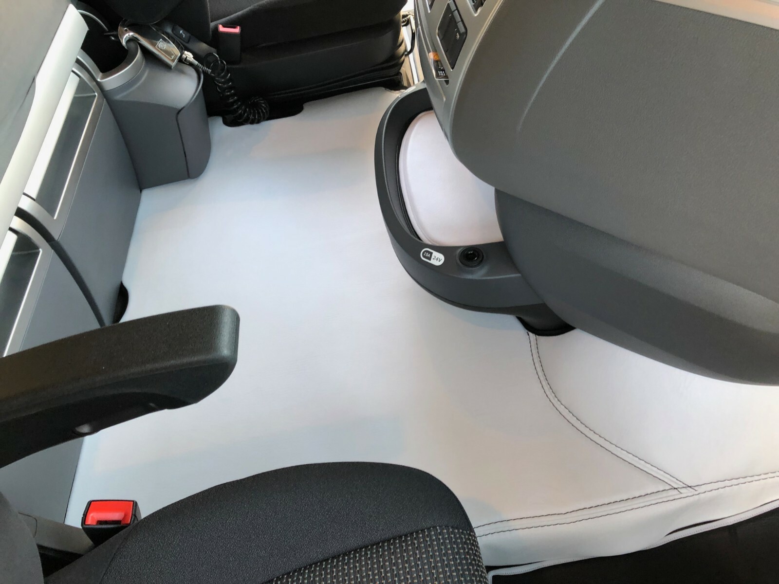 DAF 106 XF Komplettset Wunschfarbe Innenraum Fußmatten,12 Teile ab 2018 Glatt eBay