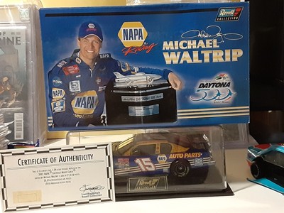2001 MICHAEL WALTRIP RACE WIN VERSION CAR HE WON DAYTONA 500 IN 1/24 REVELL #15