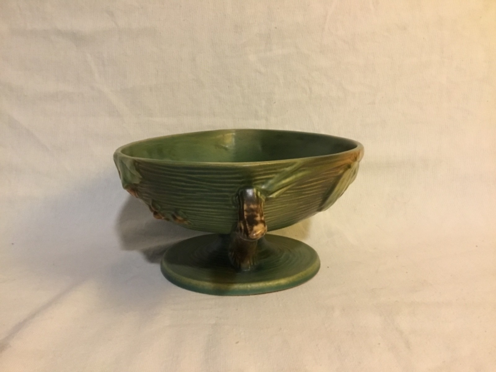 Roseville Bushberry Green Compote —1-10” FB—EXCELLENT!