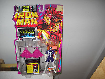 Iron Man Action FigureSpiderWomen vfnm on Card