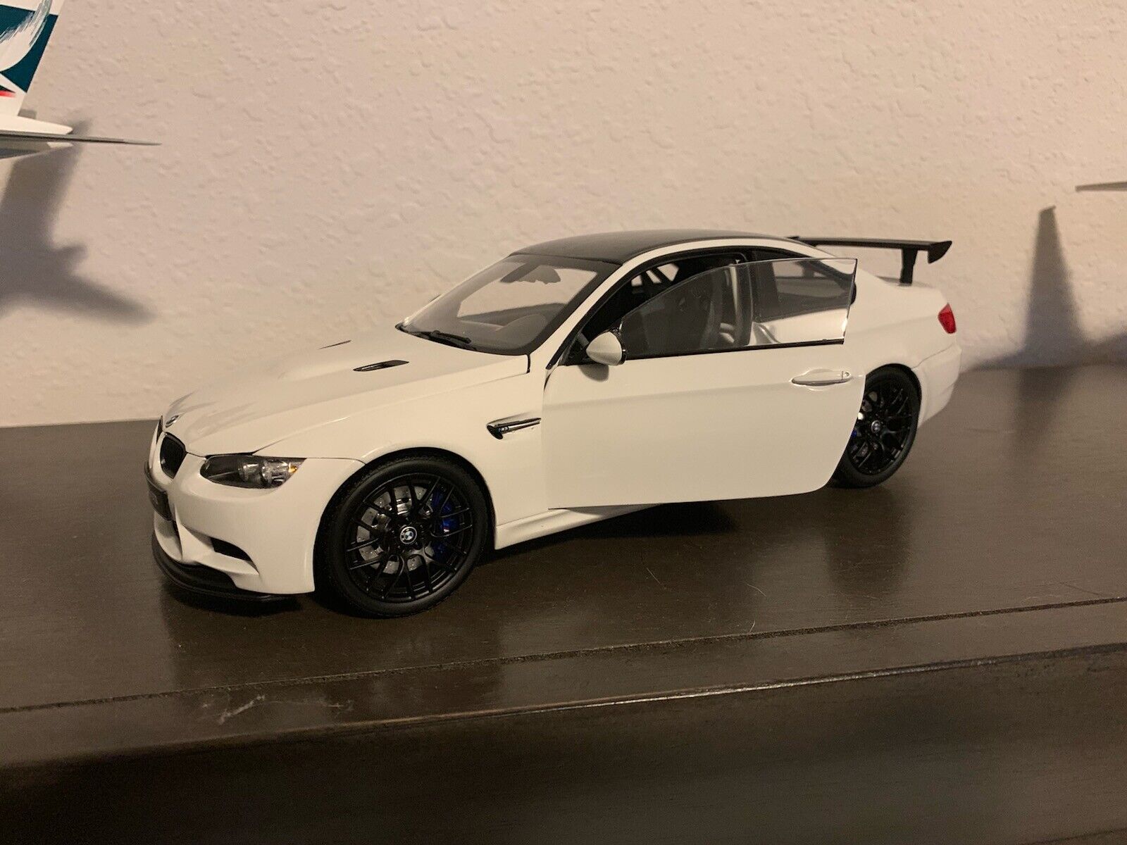 1/18 KYOSHO BMW E92 M3 GTS ALPINE WHITE COUPE BBS CARBON 1/18 KYOSHO BMW E92 M3 GTS ALPINE WHITE COUPE BBS CARBON