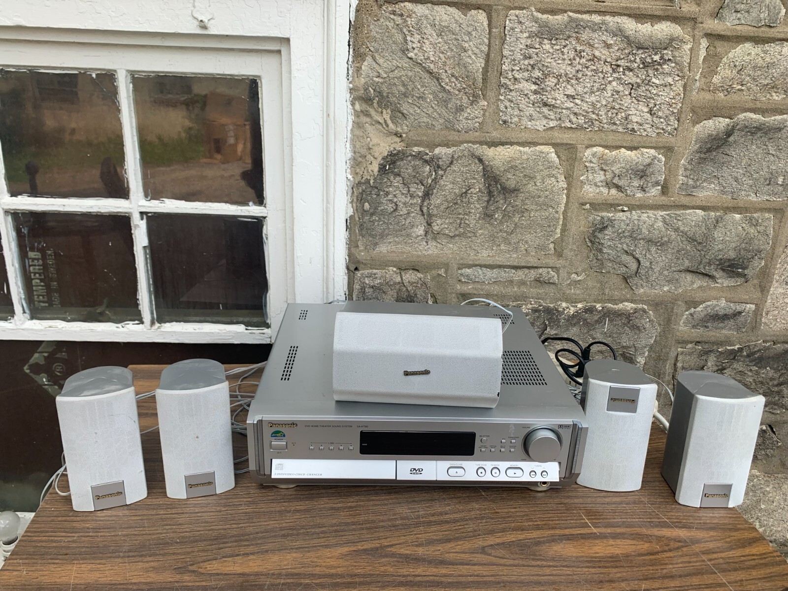 Panasonic SA-HT80 Vintage 5 DVD CD Changer Home Theater