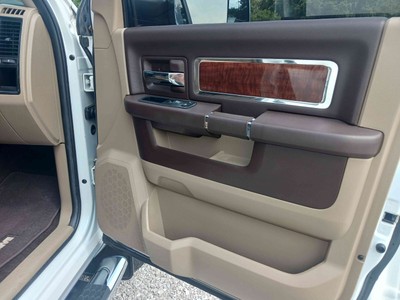 image 11 of interior